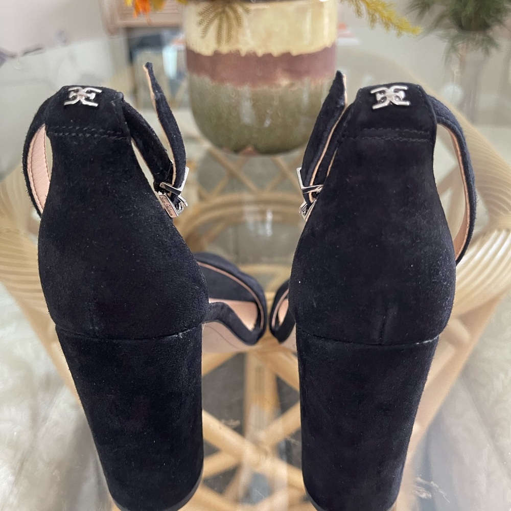 Sam Elderman like new black suede open toe, chunky heels, size 7.5. - Picture 4 of 12
